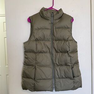 Gap Olive Green Puffer Vest